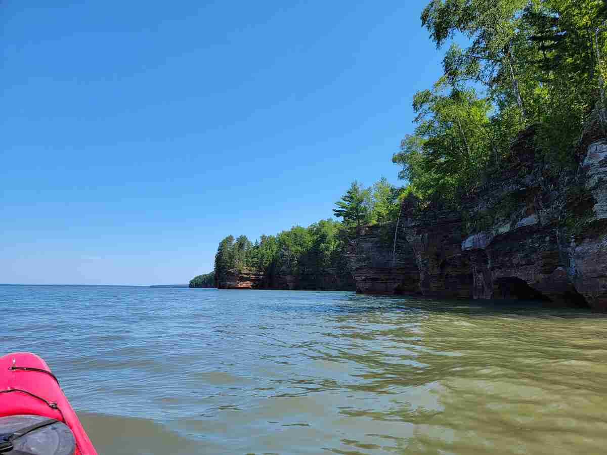 Apostle Islands sea caves and pristine waters – 2026